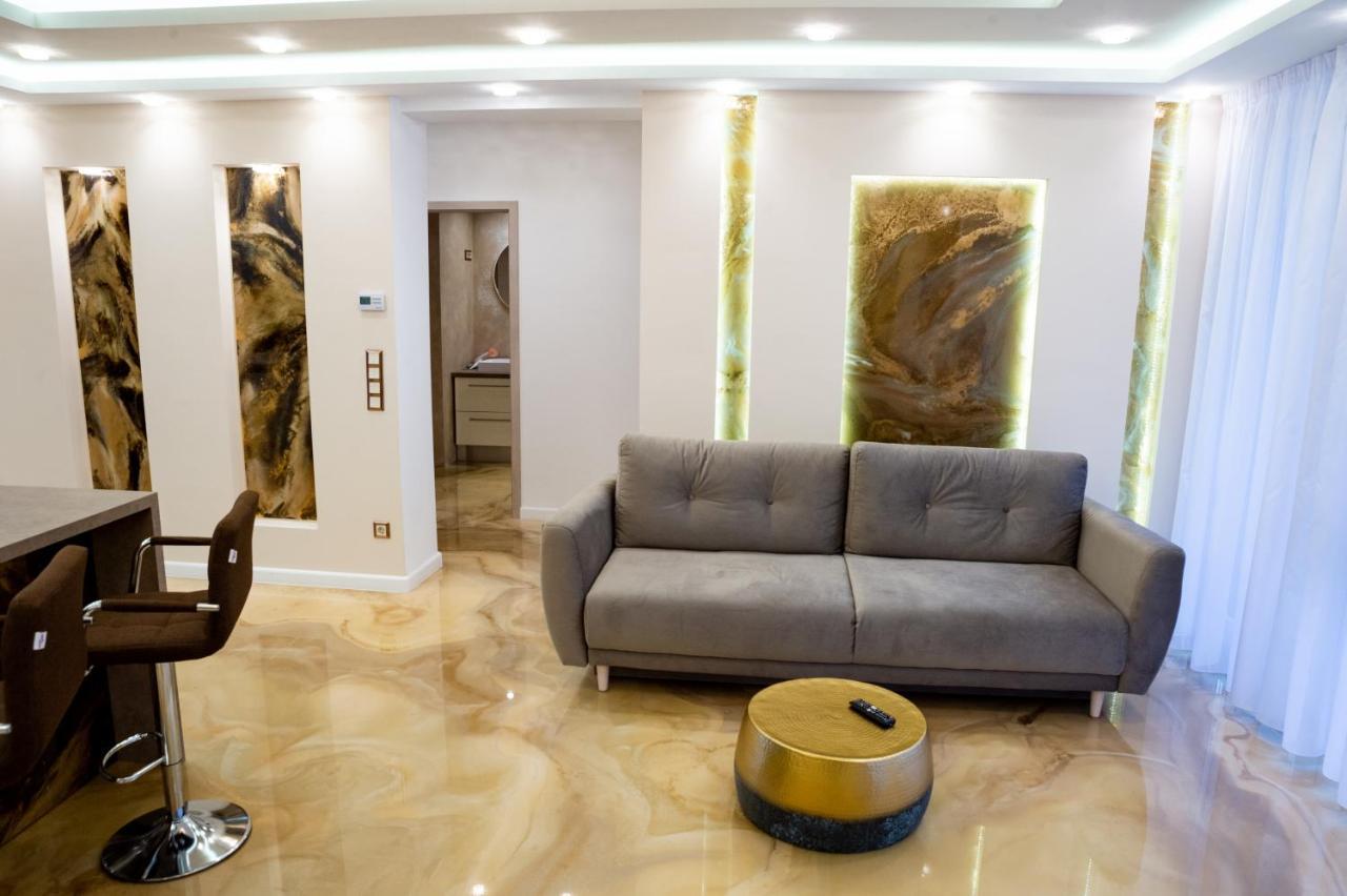 Dream Apartman 2 With Free Parking Győr Eksteriør bilde