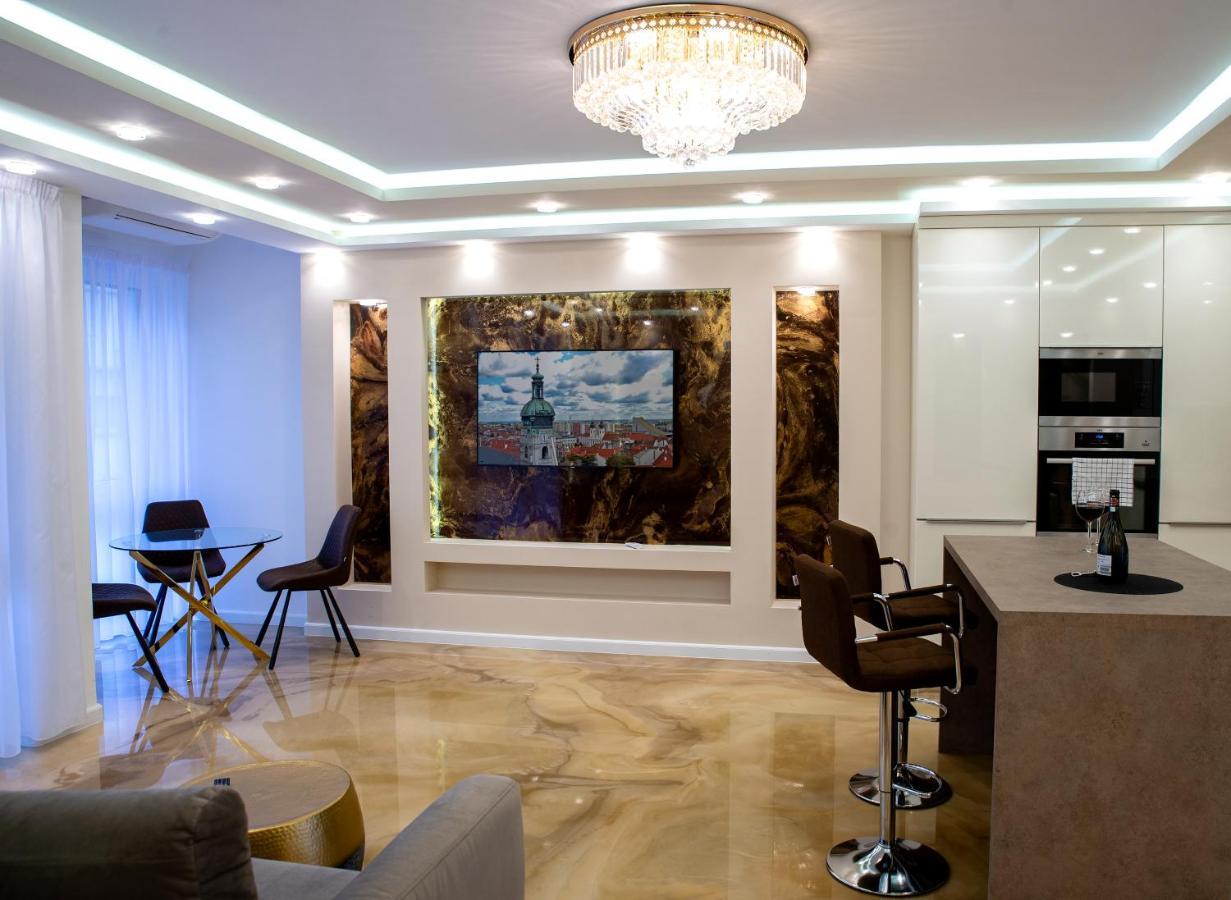 Dream Apartman 2 With Free Parking Győr Eksteriør bilde